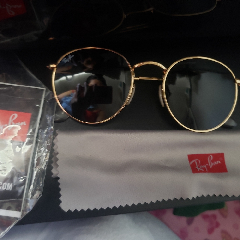 Authentic round ray-ban sunglasses